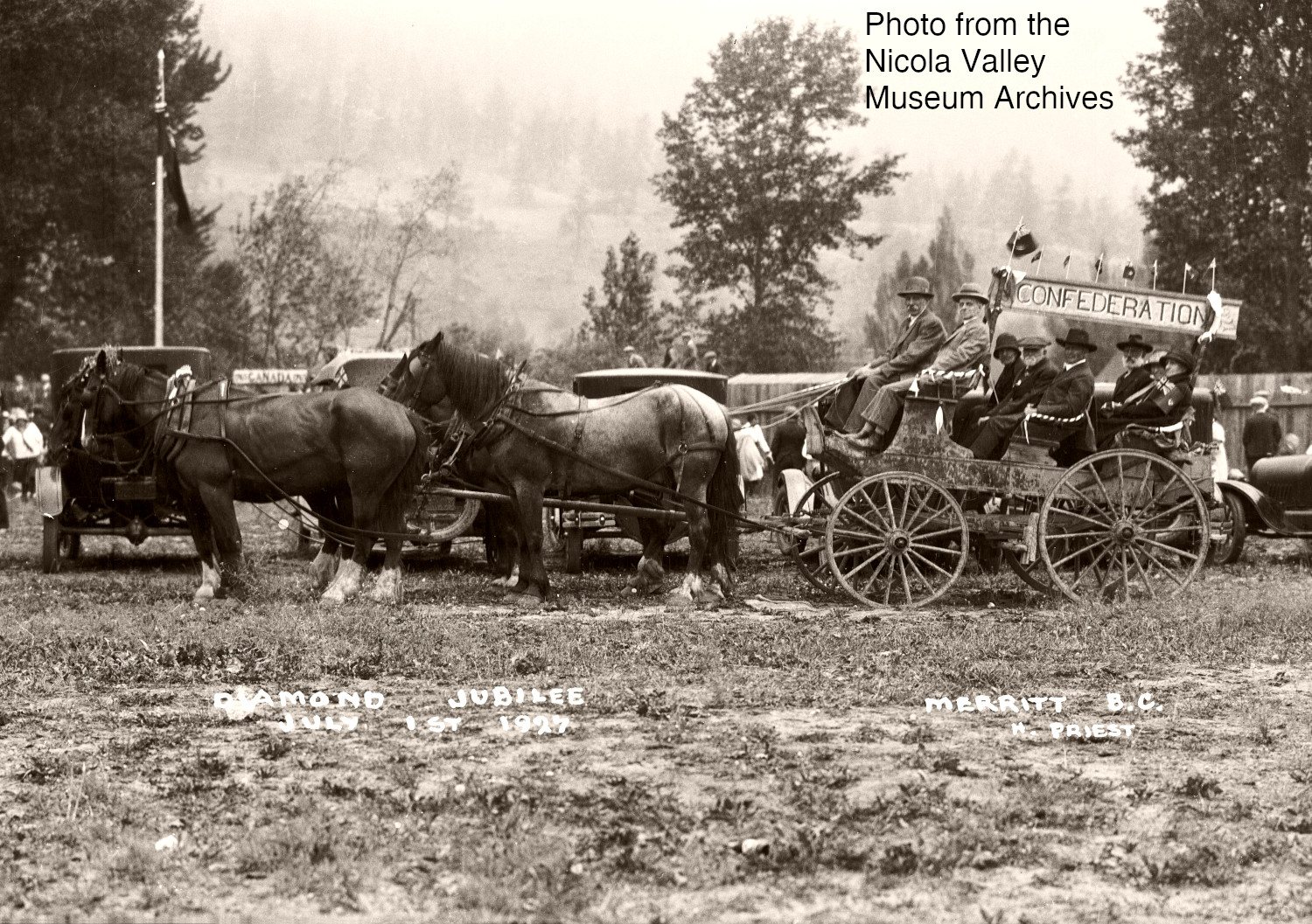 Early settlers in a carriage, Diamond Jubilee, 1927